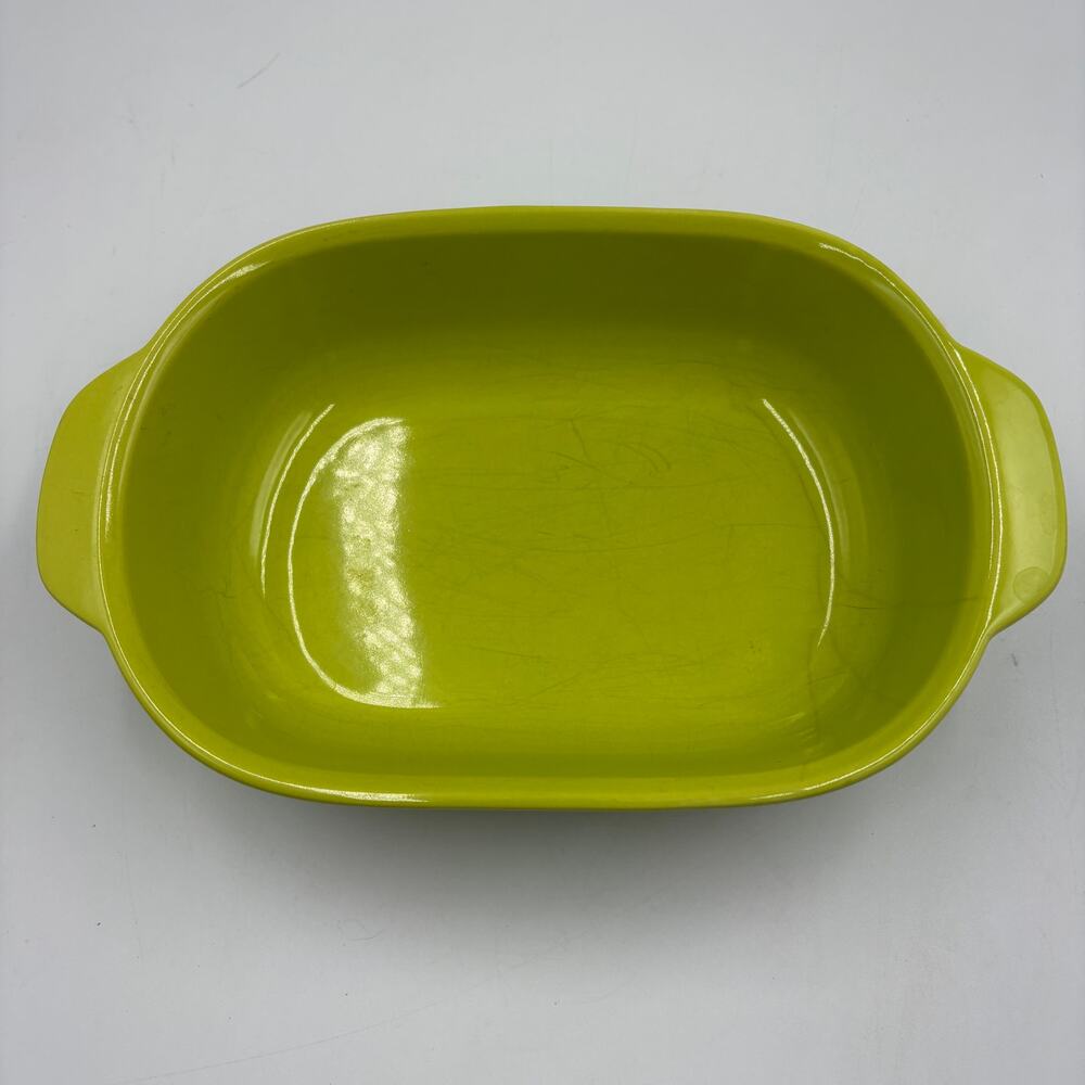 Corningware Lime Green Casserole Dish Medium Baker 1.5 Qt 1.4L